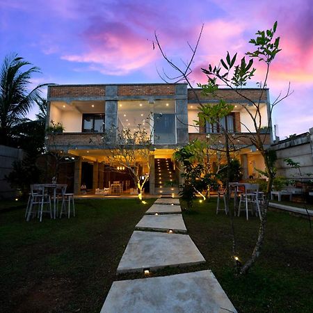 Ami Mirissa Hotel ภายนอก รูปภาพ