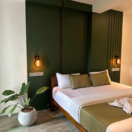 Ami Mirissa Hotel ภายนอก รูปภาพ