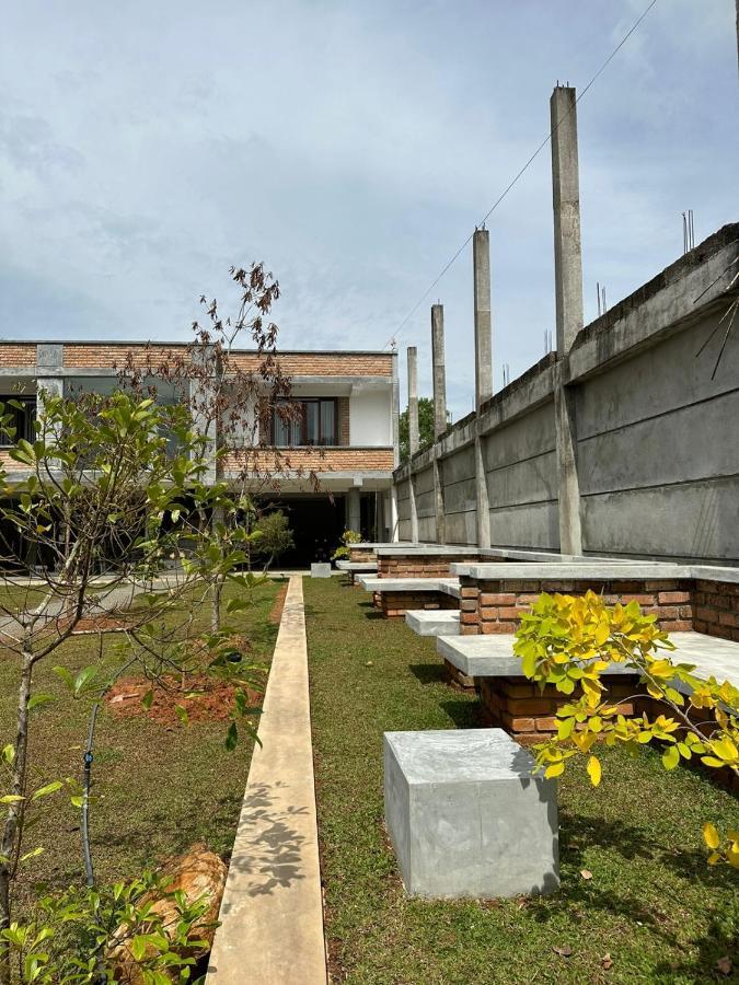 Ami Mirissa Hotel ภายนอก รูปภาพ