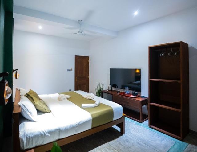 Ami Mirissa Hotel ภายนอก รูปภาพ